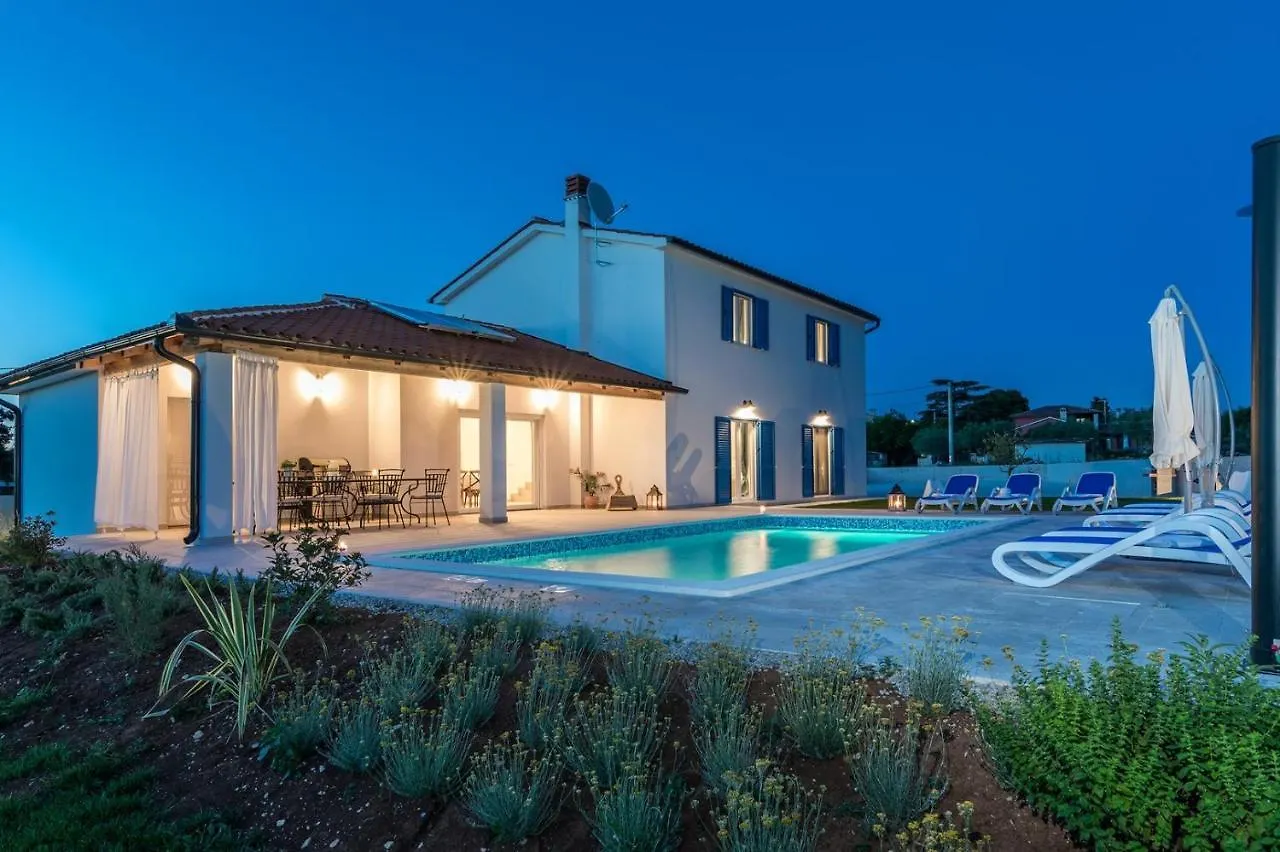Villa Klara Jursici